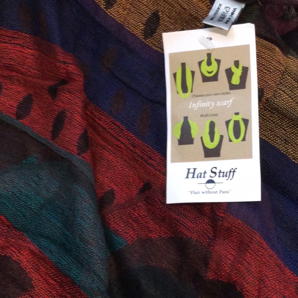 Multicolor Patterned Scarf - Picture 4 of 4